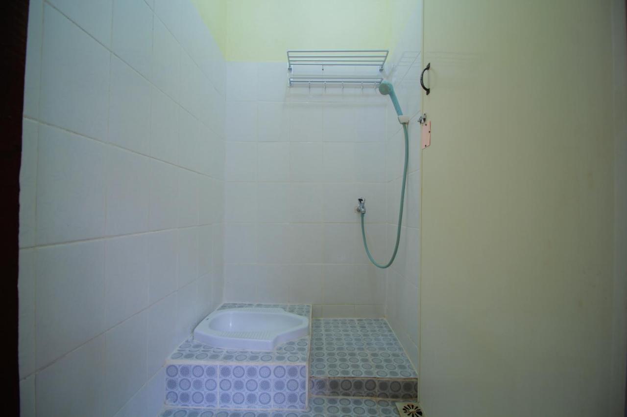SPOT ON 2305 Andys Nur Penginapan Dumai Bagian luar foto
